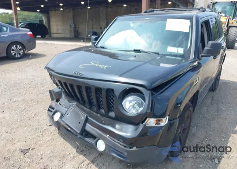 2015 Jeep Patriot Limited z USA, uszkodzony, nr VIN 1C4NJRCB9FD188670